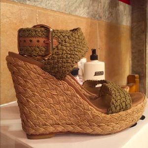 Stuart Weitzman “Alex” Olive Espadrilles